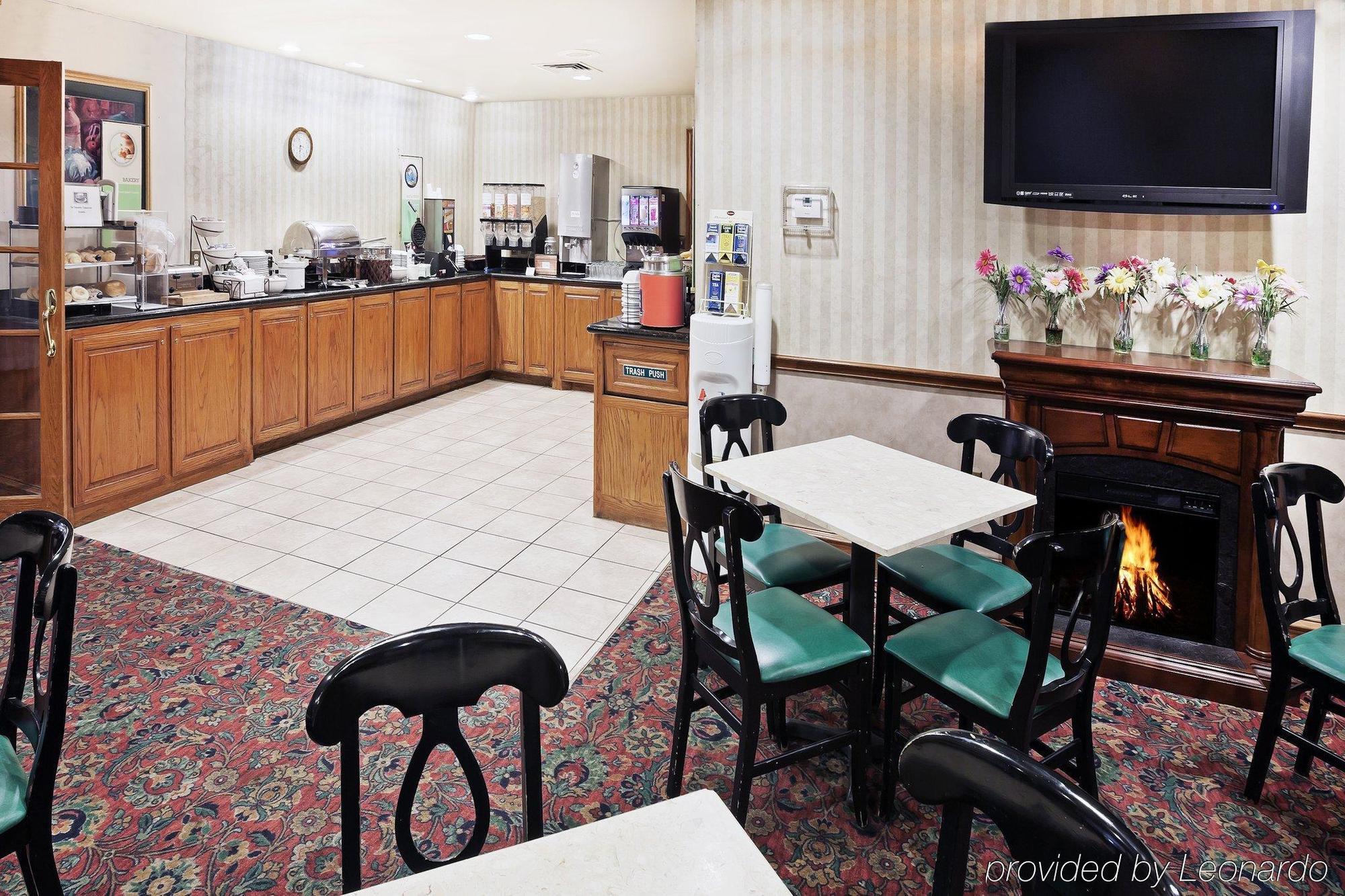 Country Inn & Suites By Radisson, Fort Worth, Tx Restoran gambar
